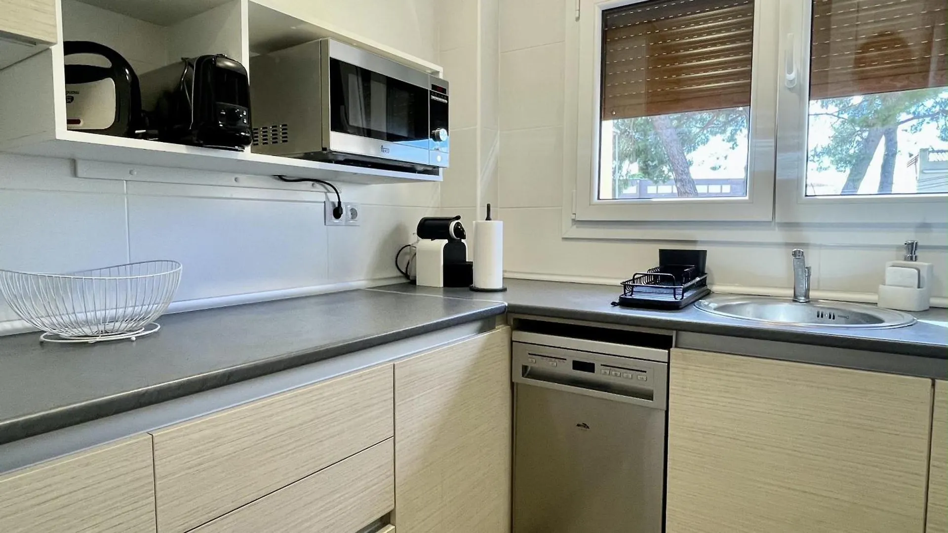 Riells De Mar A1 Apartment L'Escala 0*,  Spain